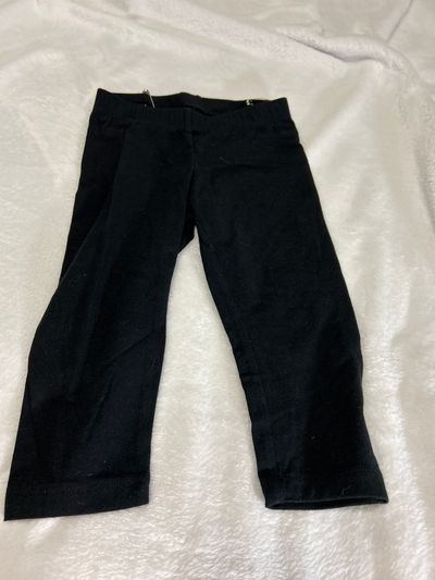 Cat and Jack black capri pants size 4/5 4T