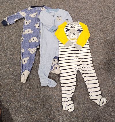 Carter's 9m sleepers bundle 6-9 Months