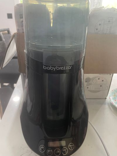 Baby Brezza Bottle warmer