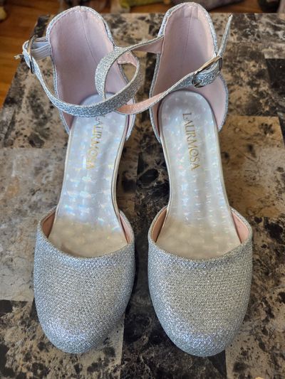Laurmosa silver dress shoes  2 (Big Kid)