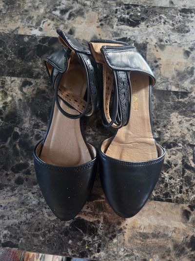 Tahari dress shoes  13 (Lil' Kid)