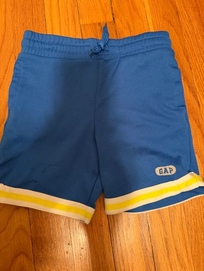 Gap Blue and yellow trim shorts 2T 2T