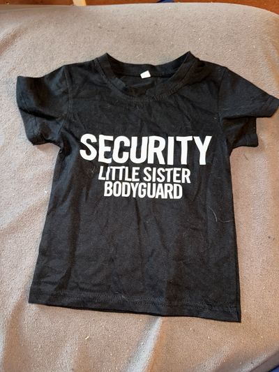Generic Black graphic tee 2T