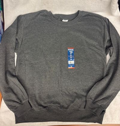 Brand new with tags Mens sweat shirt size medium Brand new with tags Mens sweat shirt size medium Men's - M