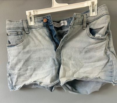 Signature by Levi strauss High rise shorts Women's 14