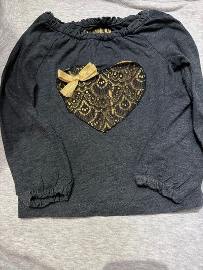 Genuine Kids OshKosh Heart Top Long Sleeves  3T