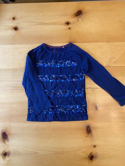 Boden Navy top size 5/6 5T/5