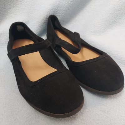 Old navy Black flats w straps 11 (Lil' Kid)