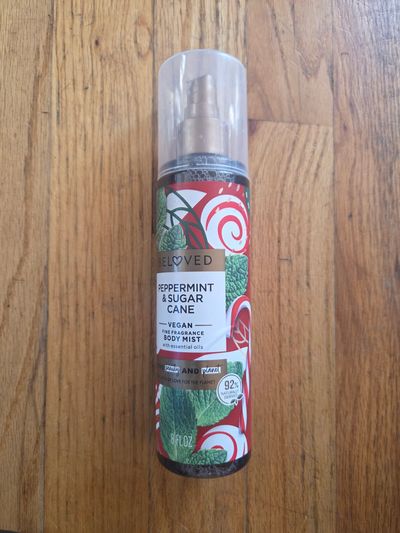 Peppermint and sugar cane body spray 8 fl oz