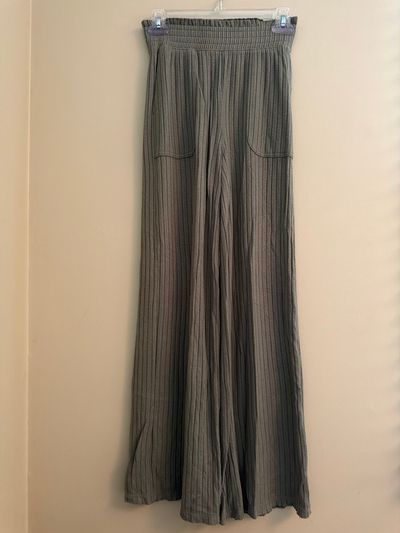 So Flowy Olive Green Ribbed Pants Women's - XS
