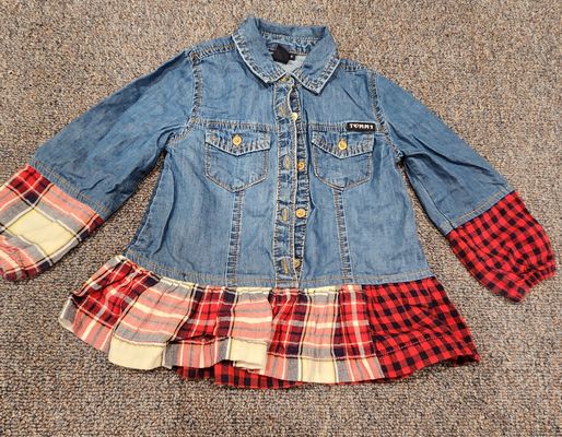 Tommy Hilfiger Long sleeve denim shirt, very cute with leggins 24 Months