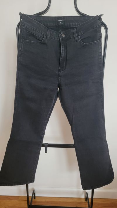 Just Black Stretch Size 29 correspond to US size 8 Women's 8