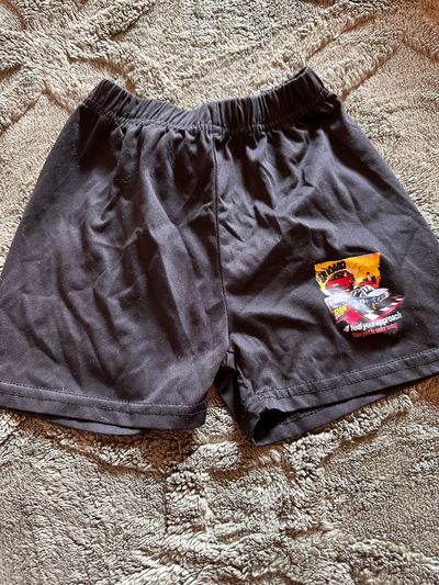 None Shorts 5T/5