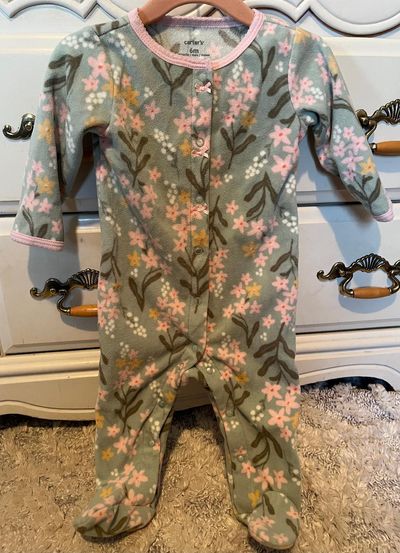 Carters fleece floral and green print.  Excellent condition. SFPF home Size 6 mo 3-6 Months