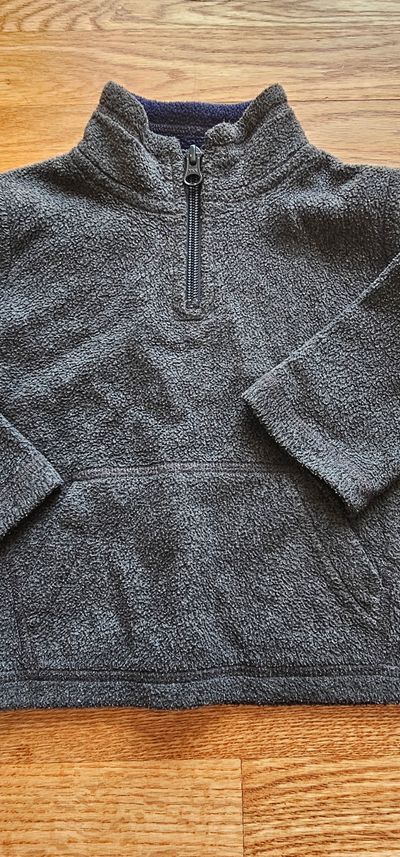 The Children's Place Good condition quarter zip fleece pullover with kangaroo pocket 12-18 Months