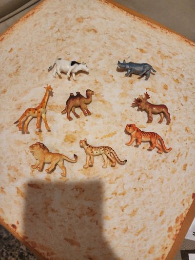 Mini figurine Safri animal 2.5 inch each