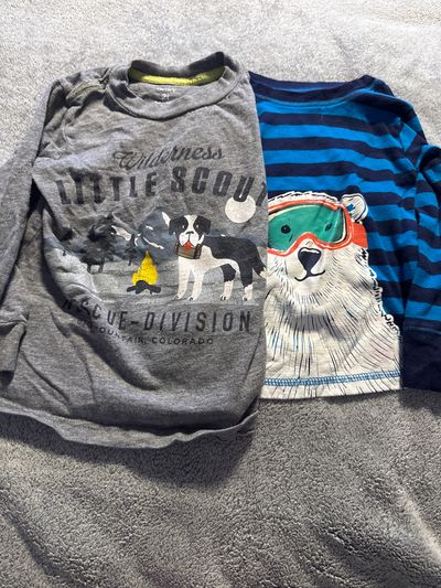 Carters Two pack snow themed, long sleeve shirts 2T