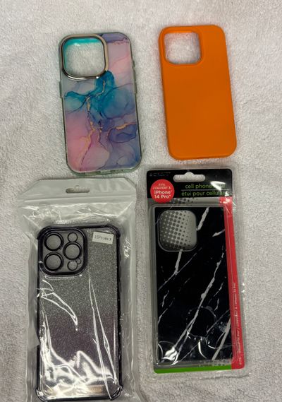 Phone Cases.  2 brand New in packages Phones Cases. 2 brand New in packages