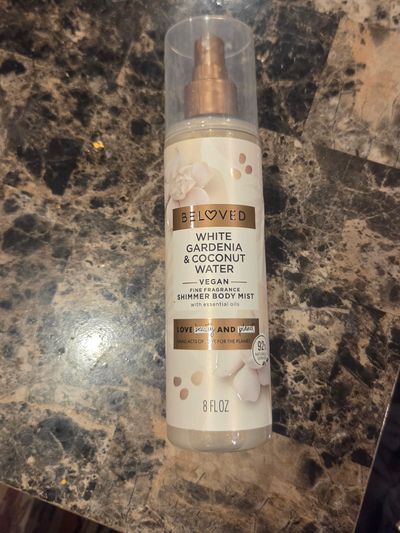 Brand new White Gardenia and Coconut body mist 8 fl oz
