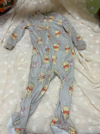 Disney Winnie the Pooh zip pjs 18 Months