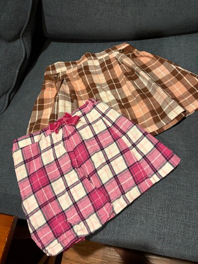 Size 5 to 6T set of 2flannel skirts pink and brown  6T/6