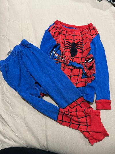 Marvel Spider-Man long sleeve pajama set 4T