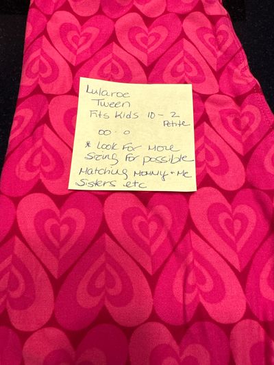NEW Lularoe NEW Lularoe leggings Tween size fits kids 10-2 petite and 00-0. Women's - XS