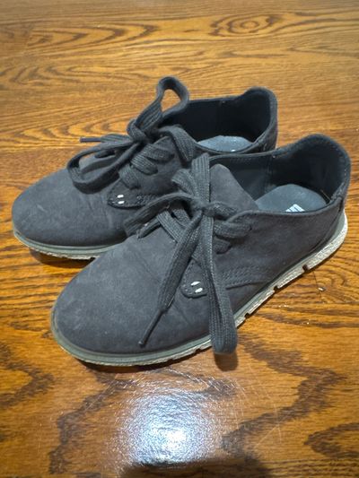 Unlisted Gray suede shoes barely worn 11 (Lil' Kid)