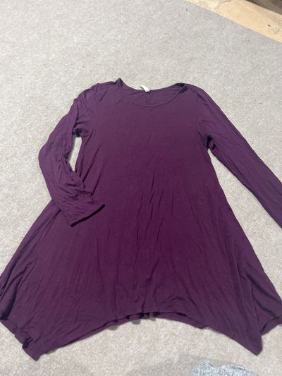 Magic Fit Purple LS stretch irregular hem. Tunic length Women's - S