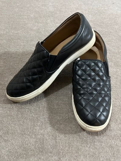 A New Day Slip  on shoes. Black. In great condition 9-1/2 (Adult)